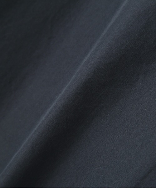 MHL.(エムエイチエル)の「COTTON NYLON VOILE(シャツ/ブラウス・メンズ・チャコール/グリーン・SMALL/MEDIUM/LARGE)」の3枚目の写真