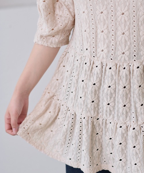 apres jour clair(アプレジュールクレア)の「【apres jour clair】フラワーレースティアードプルオーバー(Tシャツ/カットソー・レディース・ブラック/ベージュ/アイボリー・X-LARGE/フリー)」の20枚目の写真