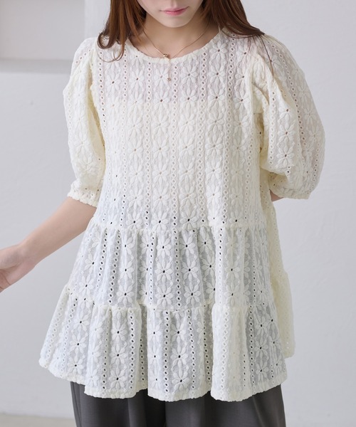 apres jour clair(アプレジュールクレア)の「【apres jour clair】フラワーレースティアードプルオーバー(Tシャツ/カットソー・レディース・ブラック/ベージュ/アイボリー・X-LARGE/フリー)」の8枚目の写真