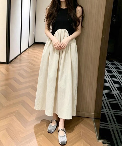 FAVORITO(ファヴォリート)の「配色ノースリーブワンピース(ワンピース・レディース・ベージュ・F)」の3枚目の写真