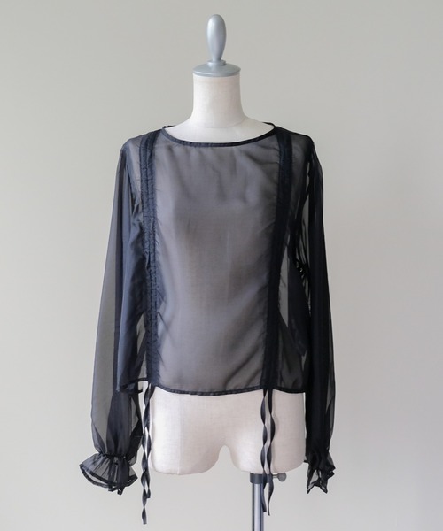 DOLLUPOOPS(ドールアップウップス)の「Sheer Gather Ribbon Blouse(シアーギャザーリボンブラウス)(シャツ/ブラウス・レディース・ライトグレー/ブラック・FREE)」の17枚目の写真