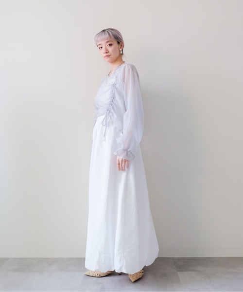 DOLLUPOOPS(ドールアップウップス)の「Sheer Gather Ribbon Blouse(シアーギャザーリボンブラウス)(シャツ/ブラウス・レディース・ライトグレー/ブラック・FREE)」の7枚目の写真