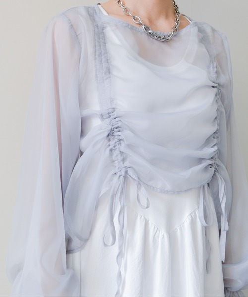 DOLLUPOOPS(ドールアップウップス)の「Sheer Gather Ribbon Blouse(シアーギャザーリボンブラウス)(シャツ/ブラウス・レディース・ライトグレー/ブラック・FREE)」の9枚目の写真