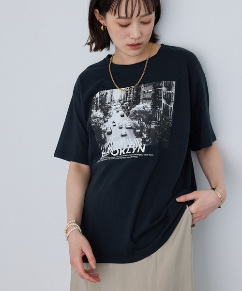 CROSS FUNCTION(クロスファンクション)の「《UV》エブ楽 Brooklynフォトプリント クール Tシャツ【CROSS FUNCTION/クロスファンクション】(Tシャツ/カットソー・レディース・オフホワイト/チャコールグレー・LL/L/M)」の4枚目の写真