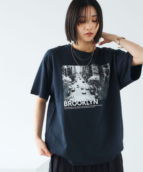CROSS FUNCTION(クロスファンクション)の「《UV》エブ楽 Brooklynフォトプリント クール Tシャツ【CROSS FUNCTION/クロスファンクション】(Tシャツ/カットソー・レディース・オフホワイト/チャコールグレー・LL/L/M)」の21枚目の写真