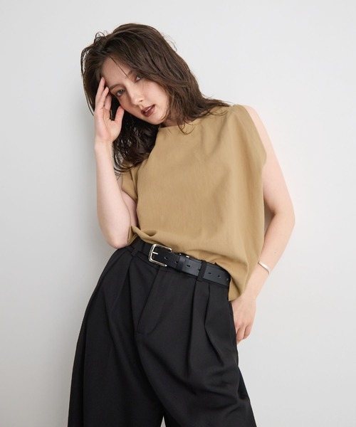 STELLA FISH（ステラフィッシュ）の「変形ショルダーノースリーブトップス（Tシャツ/カットソー・レディース・ブラック/オフホワイト/ベージュ・FREE）」の17枚目の写真