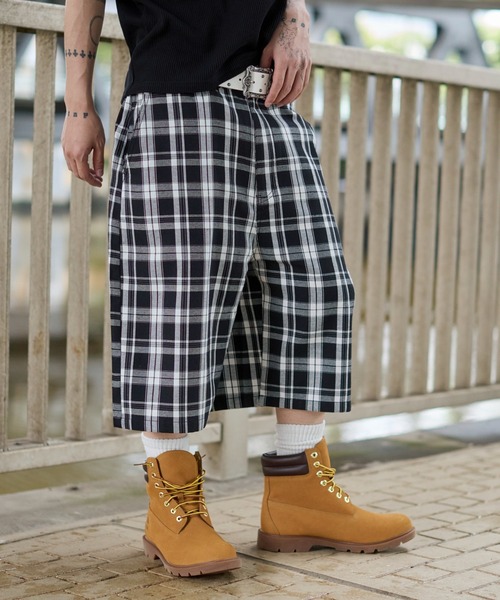 WEGO(ウィゴー)の「WEGO/【26年春夏新作】バギーチェックショーツ(その他パンツ・メンズ・レッド系その他2/ブラック系その他2・MEDIUM/LARGE)」の1枚目の写真