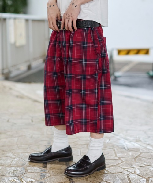 WEGO(ウィゴー)の「WEGO/【26年春夏新作】バギーチェックショーツ(その他パンツ・メンズ・レッド系その他2/ブラック系その他2・MEDIUM/LARGE)」の2枚目の写真