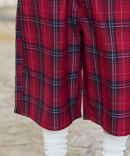 WEGO(ウィゴー)の「WEGO/【26年春夏新作】バギーチェックショーツ(その他パンツ・メンズ・レッド系その他2/ブラック系その他2・MEDIUM/LARGE)」の7枚目の写真