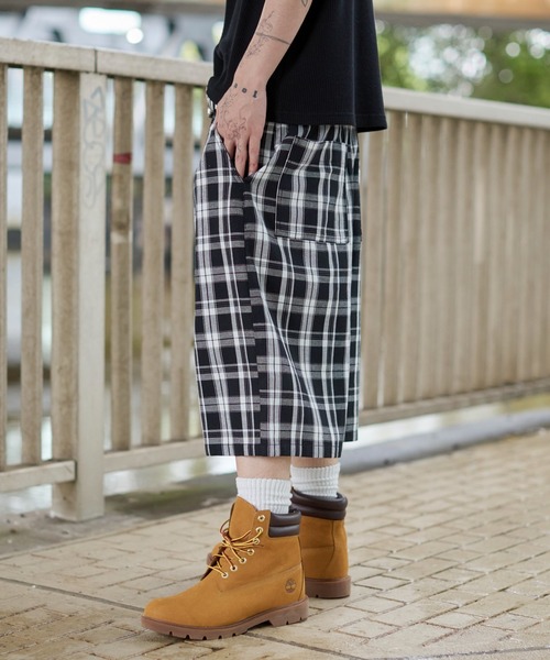WEGO(ウィゴー)の「WEGO/【26年春夏新作】バギーチェックショーツ(その他パンツ・メンズ・レッド系その他2/ブラック系その他2・MEDIUM/LARGE)」の11枚目の写真