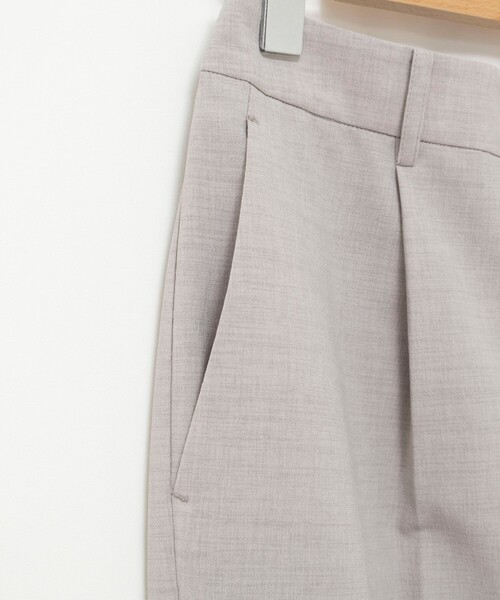 NOLLEY’S(ノーリーズ)の「《セットアップ対応/接触冷感》【BECシリーズ】ウォッシャブルハイスペックトロセミワイドパンツ(その他パンツ・レディース・ライトグレー/ネイビー・38/36)」の9枚目の写真