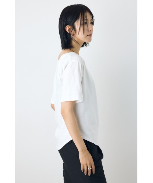 AZUL by moussy（アズールバイマウジー）の「【サイズ,身長別画像あり】【接触冷感】ひんやり♪クールタッチワンショルダーカットトップス　夏服　春服（Tシャツ/カットソー・レディース・ライトブラック/オフホワイト/ベージュ/ライトブルー・MEDIUM/SMALL）」の20枚目の写真
