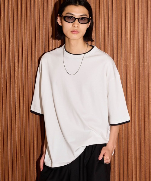 LAKOLE（ラコレ）の「クリーン配色レイヤー / 884248（Tシャツ/カットソー・メンズ・ホワイト/ブラック/イエロー・MEDIUM/LARGE）」の2枚目の写真