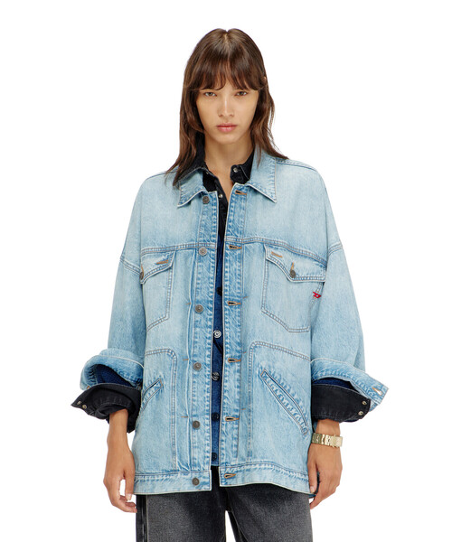 DIESEL(ディーゼル)の「ウィメンズ デニムジャケット DE-LIN(デニムジャケット・レディース・インディゴブルー・MEDIUM/X-SMALL/XX-SMALL/SMALL)」の6枚目の写真