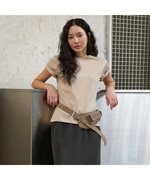 MORVE13(モルブ13)の「(モルブ13) アセンティックシルケットTシャツ(サンドベージュ)(Tシャツ/カットソー・レディース・サンドベージュ/ピンク/アイボリー/ブラック/ネイビー/ブラウン系その他・SMALL/MEDIUM)」の4枚目の写真