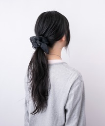 4quince（フォークインス）の「アイレットシアーシュシュ（シュシュ）」