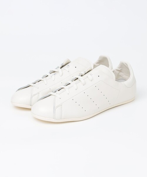 SHIPS(シップス)の「adidas: STAN SMITH LO PRO(スニーカー・メンズ・ブラック/ホワイト・8/11/10/9)」の2枚目の写真