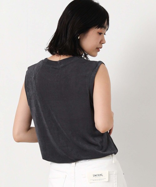 Gready Brilliant(グレディブリリアン)の「シャイニークルーノースリーブ(Tシャツ/カットソー・レディース・ブラウン/チャコールグレー/グレイッシュベージュ・FREE)」の10枚目の写真