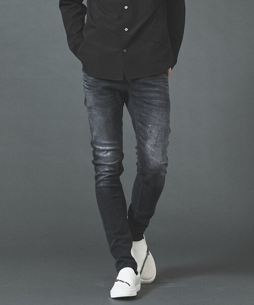 5351 POUR LES HOMMES(ゴーサンゴーイチプールオム)の「メタリック スキニー デニムパンツ(デニムパンツ・メンズ・ブラック/インディゴブルー・44/46/48/50)」の2枚目の写真