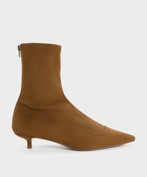 CHARLES & KEITH(チャールズ & キース)の「ポインテッドヒール アンクルブーツ(ブーツ・レディース・ブラック系その他2/ブラウン系その他・25.5cm/25cm/24.5cm/23.5cm/23cm/22.5cm)」の9枚目の写真