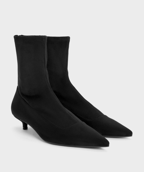 CHARLES & KEITH(チャールズ & キース)の「ポインテッドヒール アンクルブーツ(ブーツ・レディース・ブラック系その他2/ブラウン系その他・25.5cm/25cm/24.5cm/23.5cm/23cm/22.5cm)」の4枚目の写真