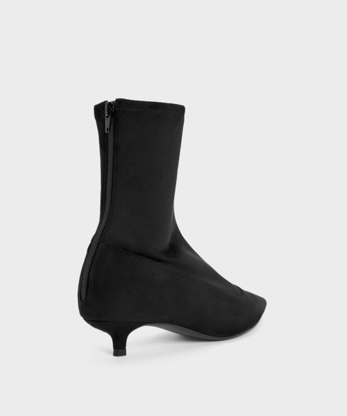 CHARLES & KEITH(チャールズ & キース)の「ポインテッドヒール アンクルブーツ(ブーツ・レディース・ブラック系その他2/ブラウン系その他・25.5cm/25cm/24.5cm/23.5cm/23cm/22.5cm)」の5枚目の写真