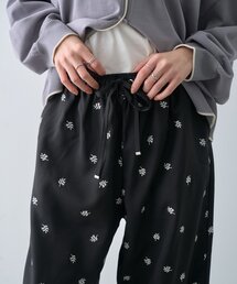 CIAOPANIC TYPY | ∴【3サイズ展開】花柄刺繍イージースラックスパンツ(スラックス)