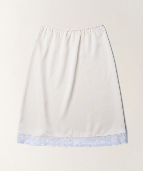 TTUDEMENT(トュードメント)の「SATIN LACE MIDI SKIRT_CREAM(スカート・レディース・その他・SMALL/MEDIUM)」の2枚目の写真