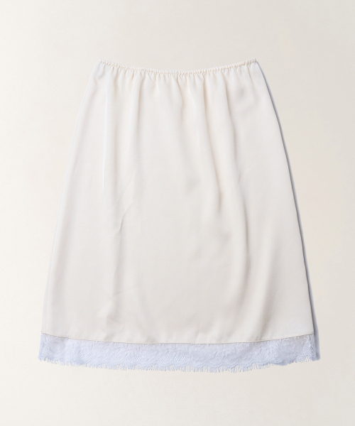 TTUDEMENT(トュードメント)の「SATIN LACE MIDI SKIRT_CREAM(スカート・レディース・その他・SMALL/MEDIUM)」の3枚目の写真