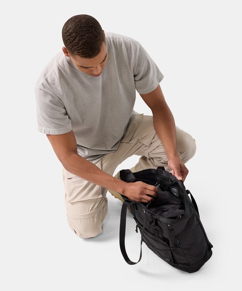 Matador（マタドール）の「Matador/マタドール 24L Tote Pack/24L トートパック（トートバッグ・メンズ・ワインレッド/ブラック/ダークグリーン・FREE）」の19枚目の写真