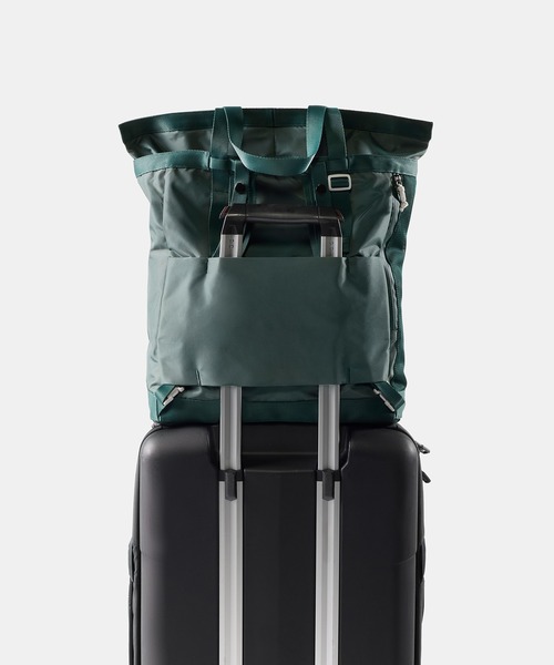 Matador（マタドール）の「Matador/マタドール 24L Tote Pack/24L トートパック（トートバッグ・メンズ・ワインレッド/ブラック/ダークグリーン・FREE）」の7枚目の写真