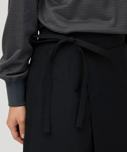 Snow Peak(スノーピーク)の「Snow Peak / Wool Nylon Taffeta Skirt ウールナイロンタフタスカート(スカート・レディース・ダークブラウン/ブラック・1/2/3)」の9枚目の写真