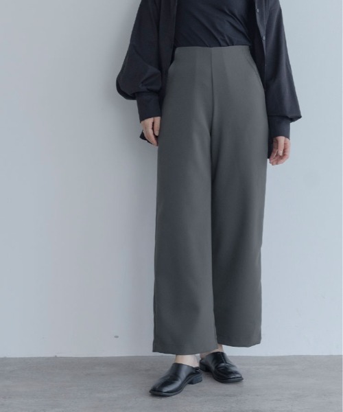 maviru(マヴィル)の「クラシカル スラックス ワイドパンツ(スラックス・レディース・ブラック/ブラウン系その他/グレイッシュベージュ/チャコール・L/M/S)」の22枚目の写真