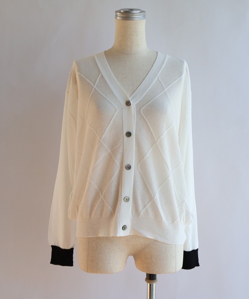 etre relie（エトレリー）の「シアーアーガイルカーディガン（カーディガン/ボレロ・レディース・ライトグレー/ブラック/ワイン/オフホワイト・MEDIUM）」の17枚目の写真