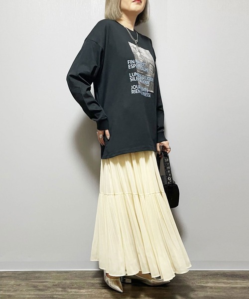 Fizz(フィズ)の「コットン天竺 フォトプリント ロンT(Tシャツ/カットソー・レディース・パープル/チャコール/ホワイト/ブラック・M)」の19枚目の写真