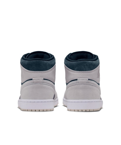 JORDAN BRAND（ジョーダンブランド）の「エア ジョーダン 1 MID メンズシューズ / Air Jordan 1 Mid Men's Shoes DQ8426-110 Light Orewood Brown（スニーカー・メンズ・ブラウン系その他・28.5/29/27.5/25.5/25/30/29.5）」の6枚目の写真