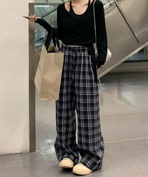 mebole（メボレ）の「lace waist checkered wide pants（その他パンツ・レディース・ネイビー・FREE）」の18枚目の写真