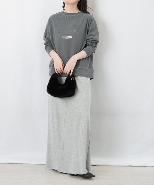 LUCA/LADY LUCK LUCA(ルカ/レディラックルカ)の「LC/LLL ピグメント箔プリントプルオーバー(Tシャツ/カットソー・レディース・ベージュ/チャコールグレー/ブラウン・FREE)」の7枚目の写真