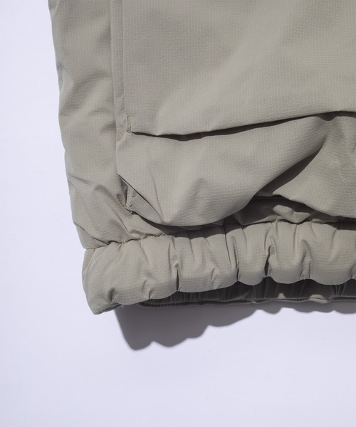 F/CE. (エフシーイー)の「F/CE. PERTEX PADDING FESTIVAL JK 2.0 / エフシーイー パーテックス パディング フェスティバル ジャケット 2.0(ダウンジャケット/コート・メンズ・セージグリーン/ブラック・X-LARGE/LARGE/MEDIUM/SMALL)」の17枚目の写真