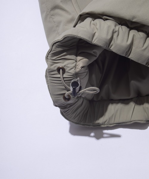 F/CE. (エフシーイー)の「F/CE. PERTEX PADDING FESTIVAL JK 2.0 / エフシーイー パーテックス パディング フェスティバル ジャケット 2.0(ダウンジャケット/コート・メンズ・セージグリーン/ブラック・X-LARGE/LARGE/MEDIUM/SMALL)」の18枚目の写真