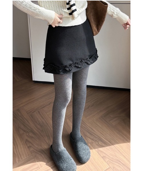 OThe.Naeun(オザナウン)の「wool frill mini skirt(スカート・レディース・ブラウン/グレー/ブラック・FREE)」の5枚目の写真