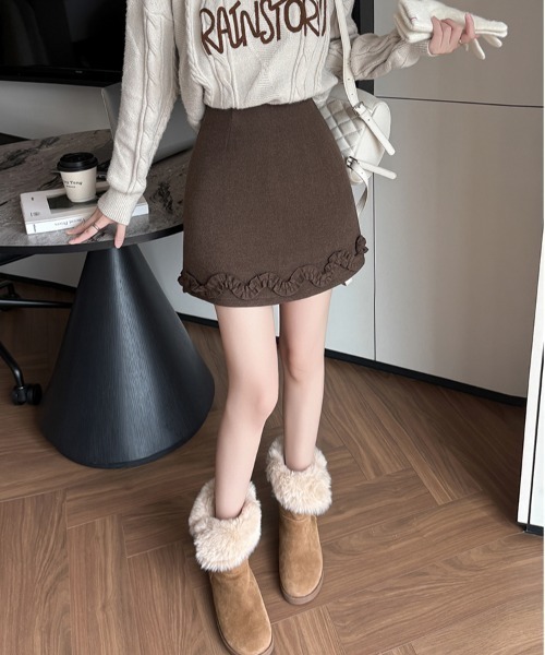 OThe.Naeun(オザナウン)の「wool frill mini skirt(スカート・レディース・ブラウン/グレー/ブラック・FREE)」の11枚目の写真