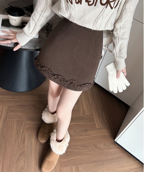 OThe.Naeun(オザナウン)の「wool frill mini skirt(スカート・レディース・ブラウン/グレー/ブラック・FREE)」の12枚目の写真