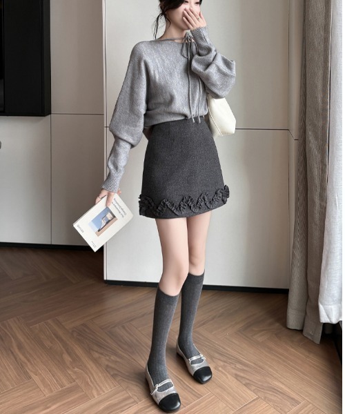 OThe.Naeun(オザナウン)の「wool frill mini skirt(スカート・レディース・ブラウン/グレー/ブラック・FREE)」の20枚目の写真