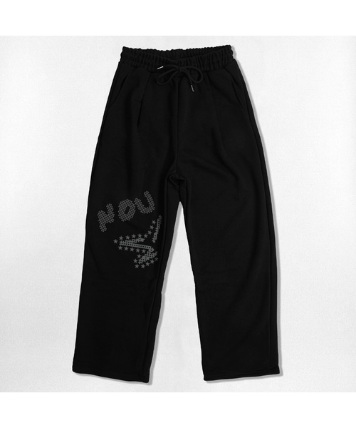 NOTUSUAL（ノットユージュアル）の「チェッカーフォントシンボル ワンタックワイドパンツ 2色（スウェットパンツ・レディース・ライトグレー/ブラック・MEDIUM/LARGE/X-LARGE/SMALL）」の2枚目の写真
