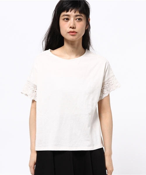 earth music&ecology（アースミュージックアンドエコロジー）の「【2016Summer】肩レースプルオーバー（Tシャツ/カットソー・レディース・ネイビー/オフホワイト/グレイッシュベージュ・FREE）」の4枚目の写真