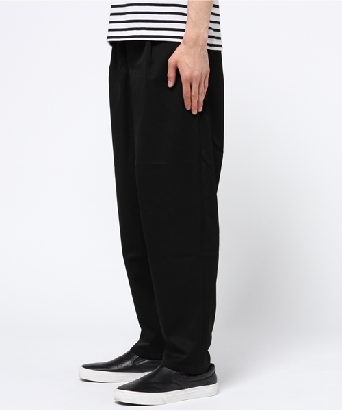 salvy;（サヴィー）の「【salvy;】FINE WOOL GABERDINE TROUSERS（スラックス・メンズ・ブラック・3/2）」の2枚目の写真