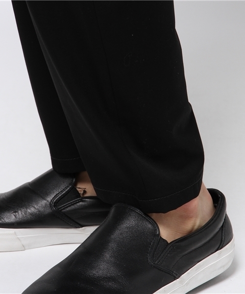 salvy;（サヴィー）の「【salvy;】FINE WOOL GABERDINE TROUSERS（スラックス・メンズ・ブラック・3/2）」の8枚目の写真