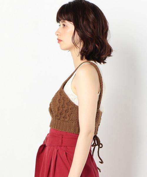 Another Edition（アナザーエディション）の「ケーブルレースアップビスチェ（ニット/セーター・レディース・オフホワイト/ブラウン/ダークグリーン・FREE）」の6枚目の写真