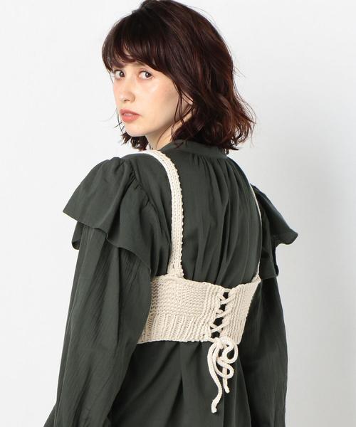 Another Edition（アナザーエディション）の「ケーブルレースアップビスチェ（ニット/セーター・レディース・オフホワイト/ブラウン/ダークグリーン・FREE）」の15枚目の写真